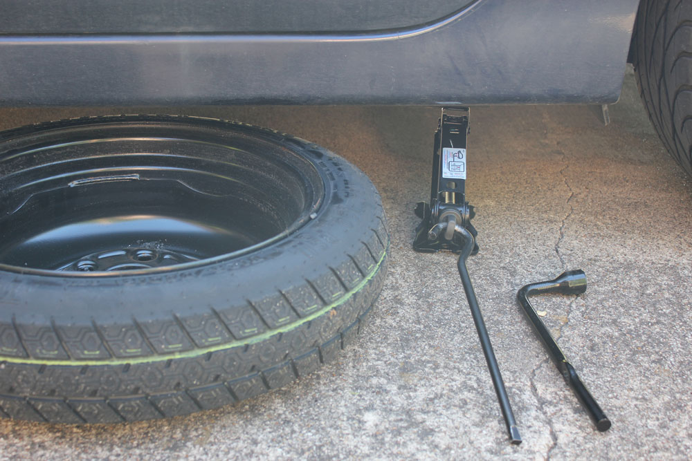 How to Change a Tire - AAMCO Colorado