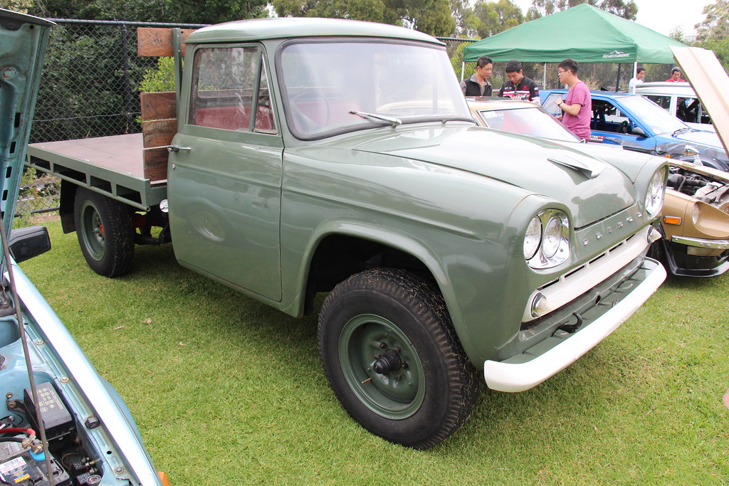 image of transmission gears close up